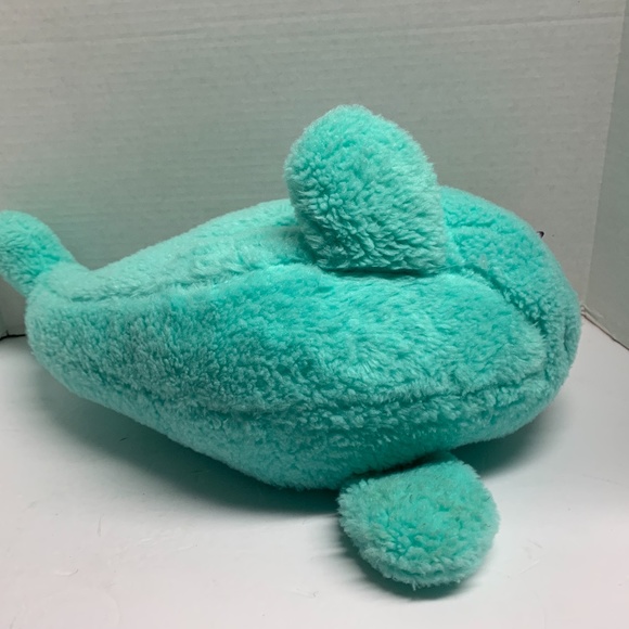Hug A Pet Plush Narwhal stuffed Doll Toy 20 in Length Green - Picture 6 of 6